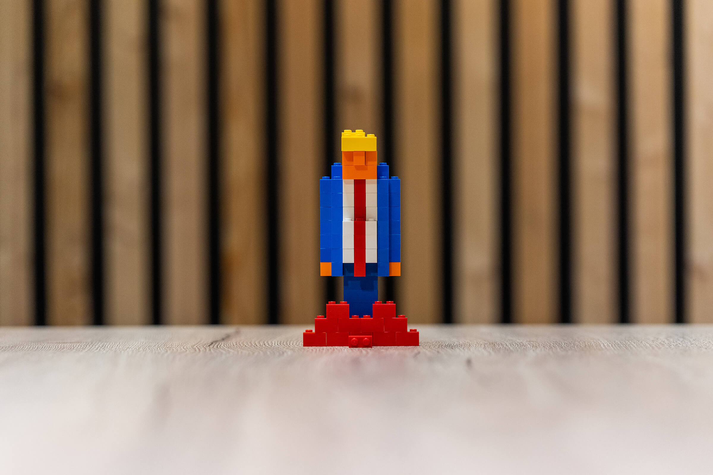 LEGO loser, MOC, Trump, wall