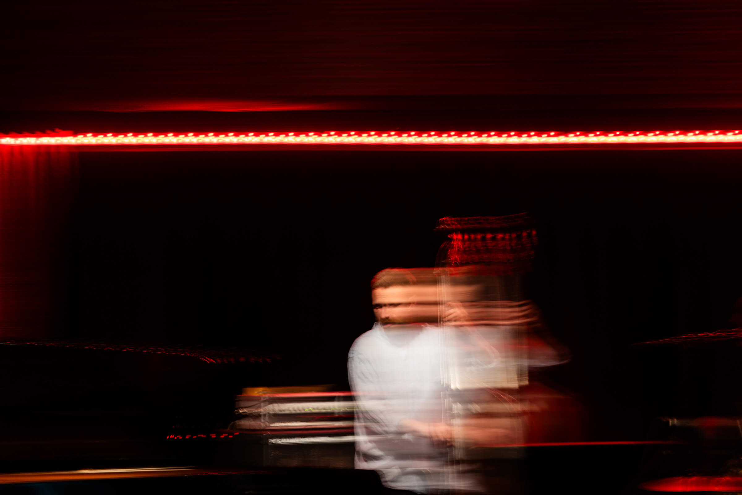 Ilj Pušnik, David Mozetič, Being and Becoming, Cankarjev dom, 2026, Zvončki in trobentice, Klub CD, Marko Alpner