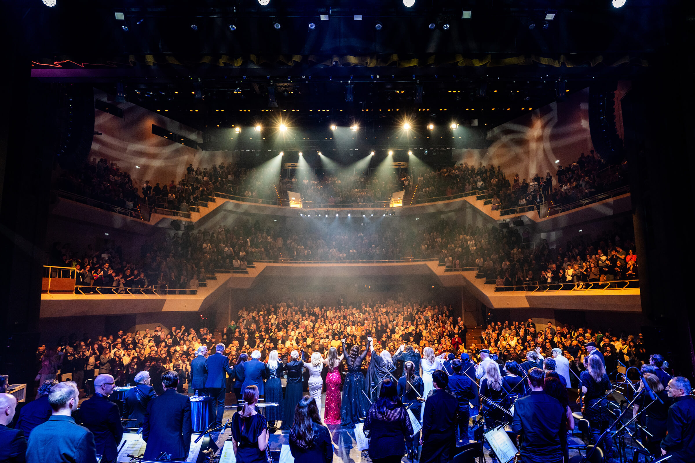 Elda Viler, poslovilni koncert, Cankarjev dom, Simfonični Orkester RTV, Big Band, Foto Marko Alpner