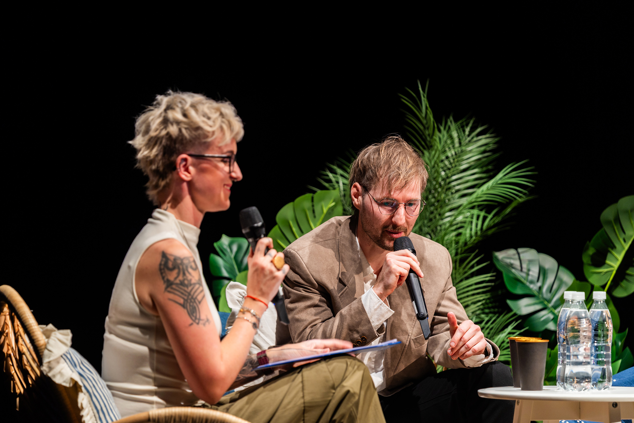 Društvo SOS telefon, Če bi stene govorile, V njeni koži, Lutkovno gledališče Ljubljana