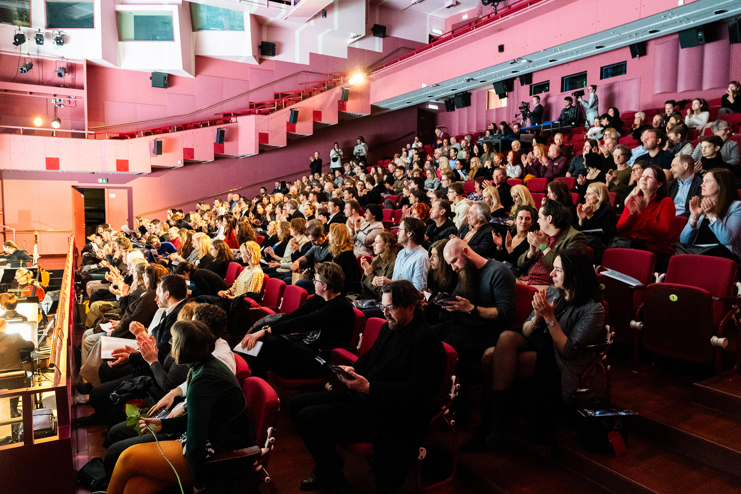 Platno, opera, Nina Šenk, Cankarjev dom, Photo Marko Alpner