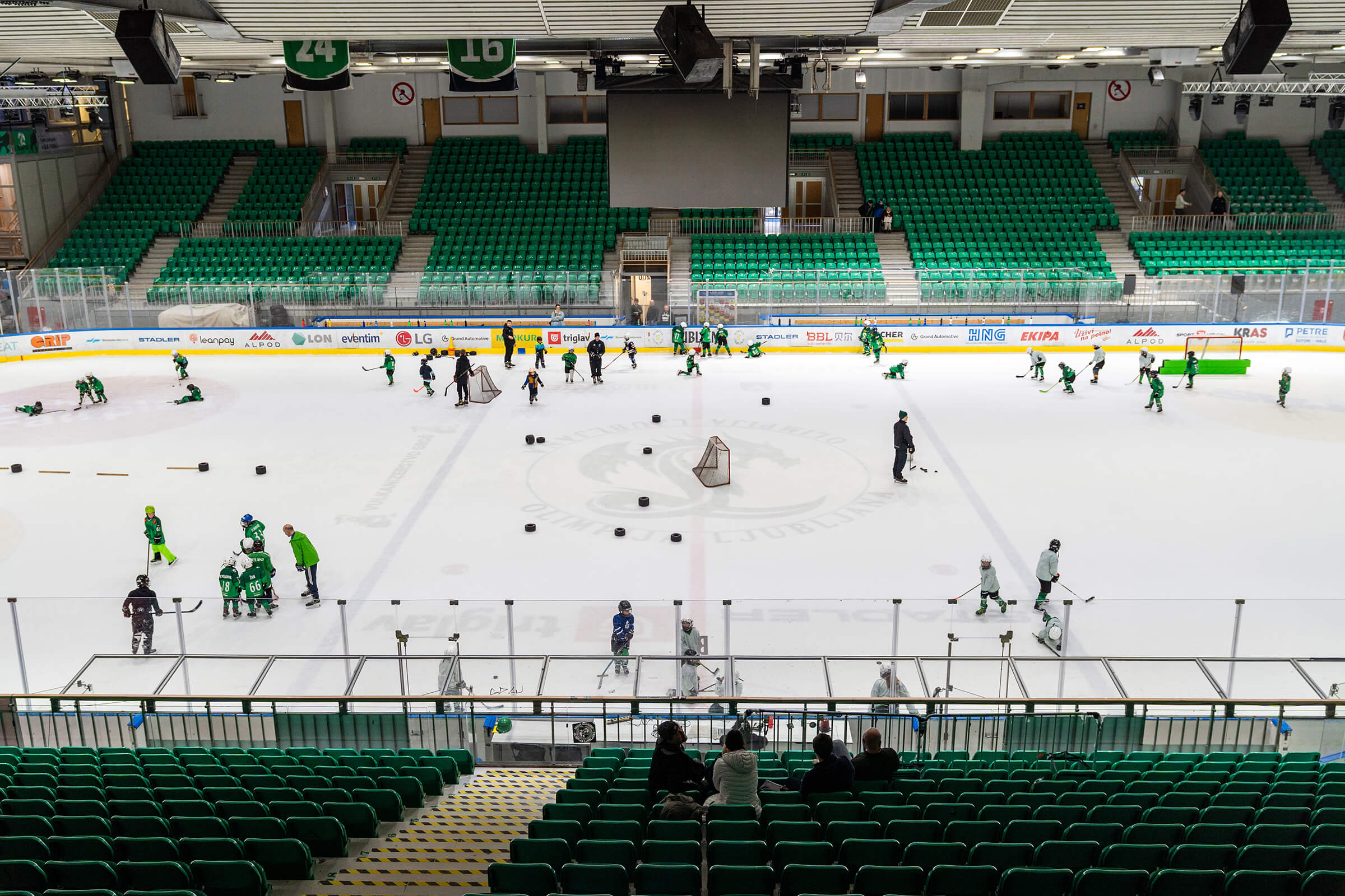 HK Olimpija, kids, hockey, Ljubljana magazine, Photo Marko Alpner