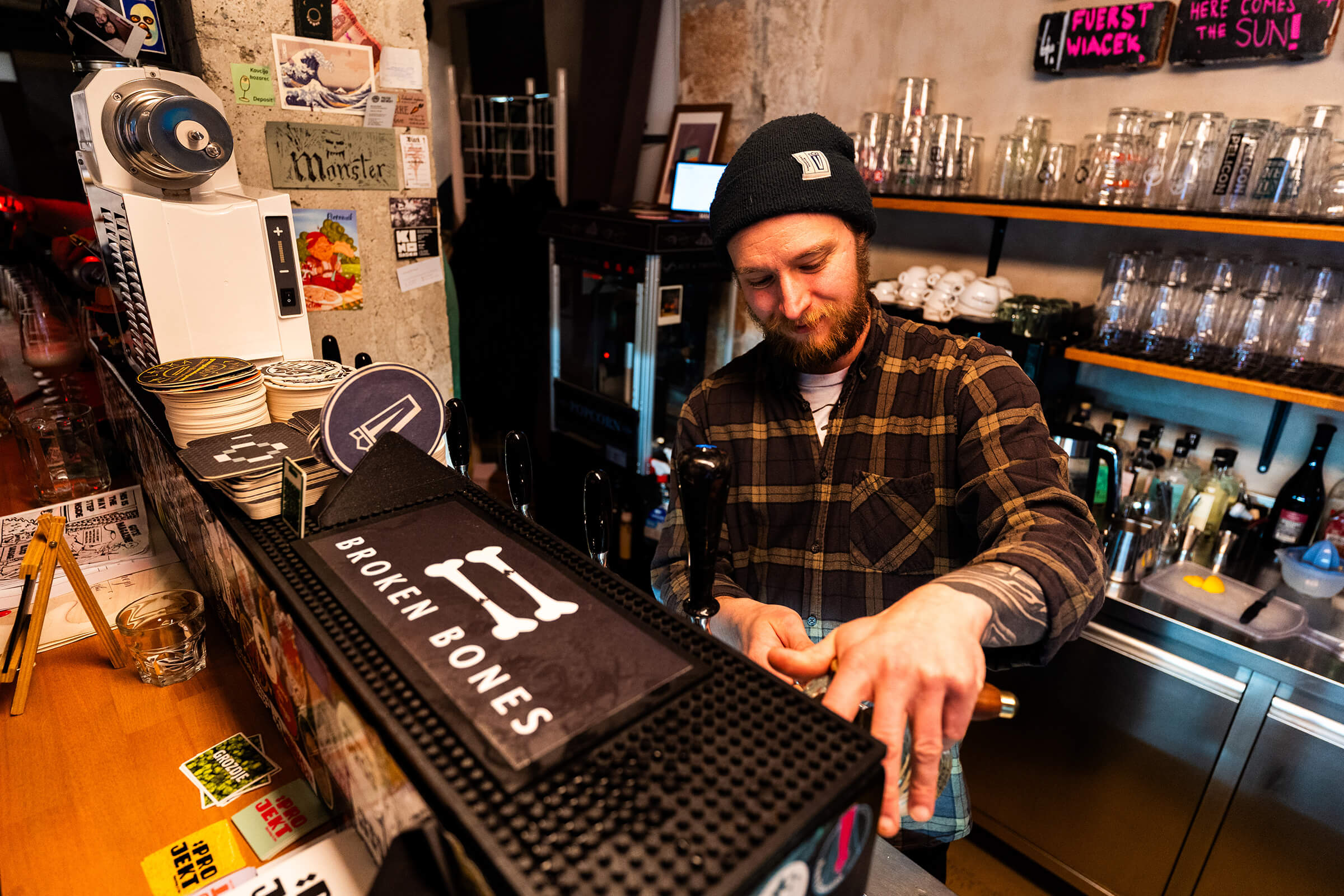 School of Beer, Tekoče zadeve, Andrej Colarič, :Projekt, Foto Marko Alpner