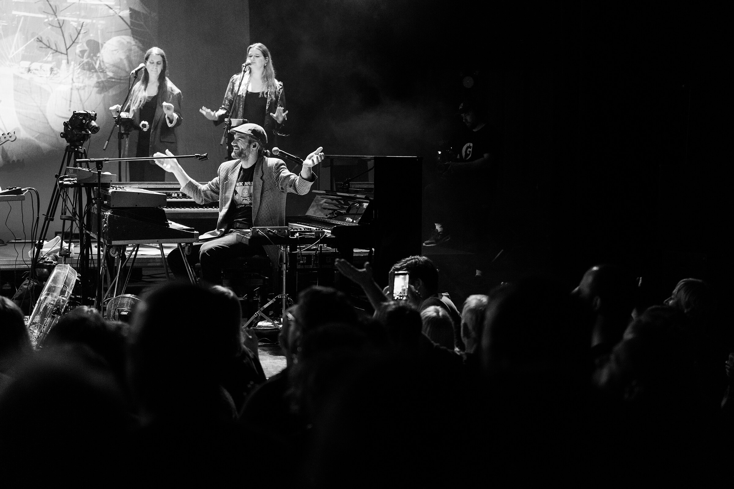 Generator, Kino Šiška, sold-out, Photo Marko Alpner