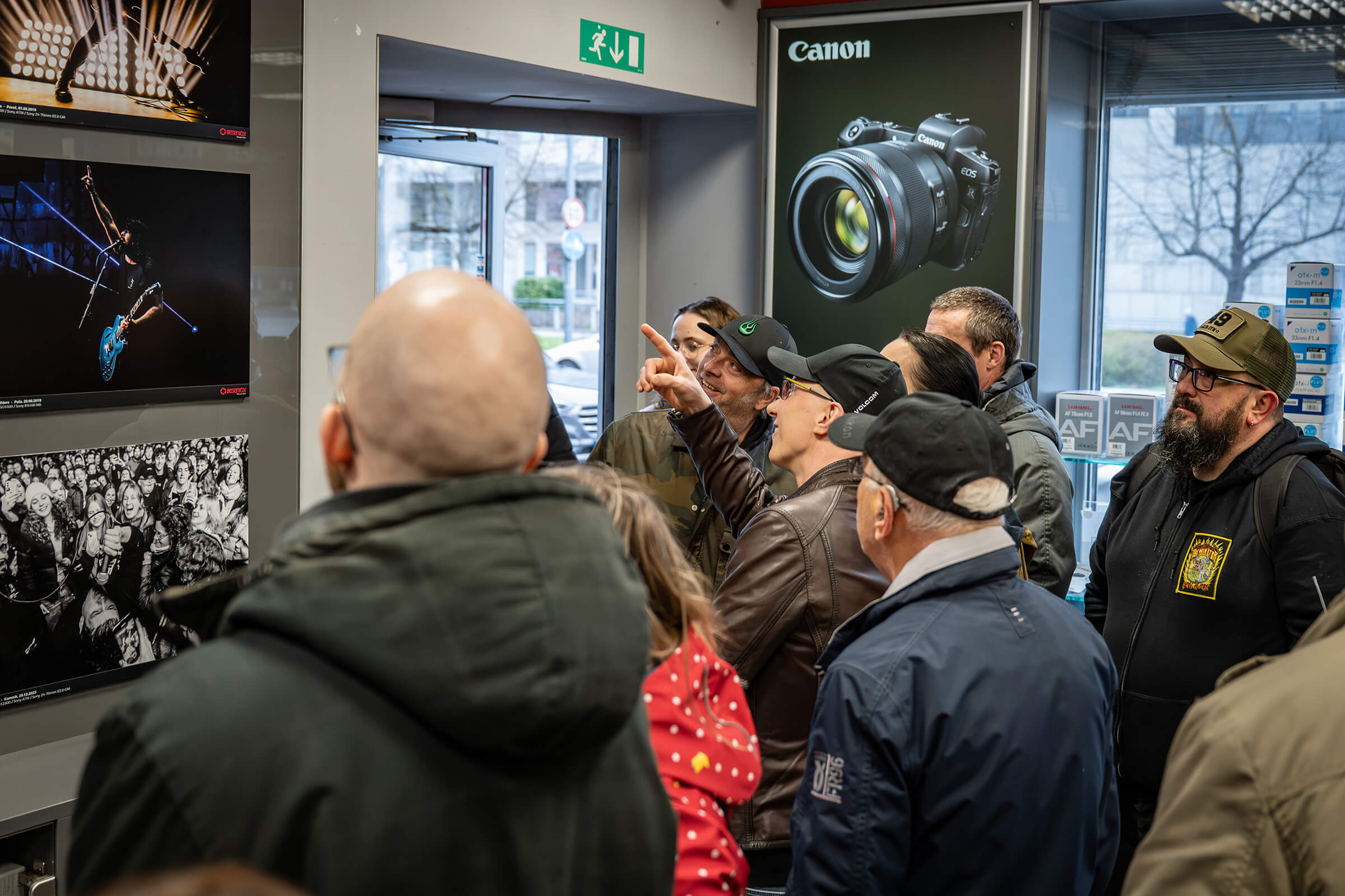 Primož Benko, Janez Hace, Marko Alpner, exhibition, Foto Beseničar, Ljubljana.
